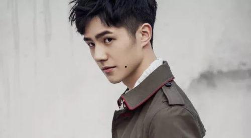 胡湾爆料男星是谁啊视频,揭秘视频中神秘男星身份 第3张 胡湾爆料男星是谁啊视频,揭秘视频中神秘男星身份 第3张