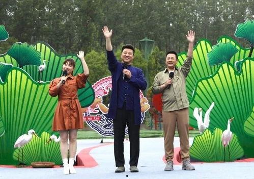 近期八卦爆料新闻视频播放,揭秘明星幕后故事,视频播放量飙升 第3张 近期八卦爆料新闻视频播放,揭秘明星幕后故事,视频播放量飙升 第3张