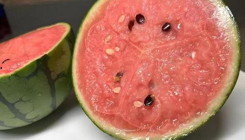 江西网红吃瓜事件,揭秘网络舆论背后的真相 第1张 江西网红吃瓜事件,揭秘网络舆论背后的真相 第1张