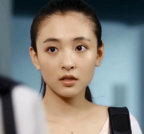 娱乐圈吃瓜夫妻是谁啊百度云,揭秘百度云独家放送的明星夫妻瓜料  第1张