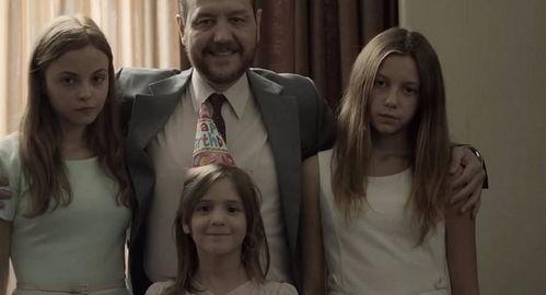 暴力小姐电影在线观看,激情燃烧的复仇之旅在线观影指南 第3张 暴力小姐电影在线观看,激情燃烧的复仇之旅在线观影指南 第3张