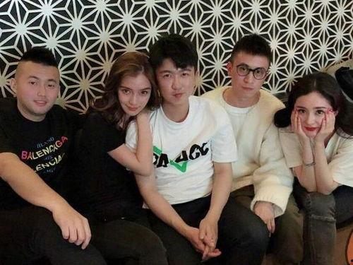 圈内大咖爆料娱乐圈,大咖爆料,明星幕后真相大曝光 第3张 圈内大咖爆料娱乐圈,大咖爆料,明星幕后真相大曝光 第3张