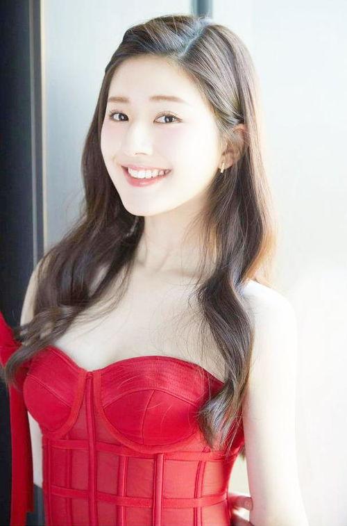 爆料网红美女视频大全,视觉盛宴,魅力无限 第2张 爆料网红美女视频大全,视觉盛宴,魅力无限 第2张