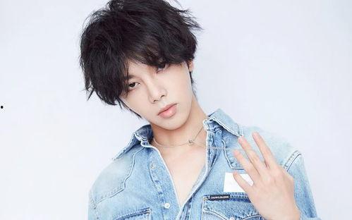 易烊千玺路人缘娱乐爆料,娱乐爆料揭示人气背后的秘密  第3张