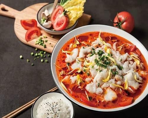 谁爆料的老谭酸菜鱼视频,揭秘网红美食背后的真相