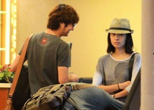 狗仔卓伟爆料娱乐圈拍到的猛料,娱乐圈惊天内幕大揭秘! 第2张 狗仔卓伟爆料娱乐圈拍到的猛料,娱乐圈惊天内幕大揭秘! 第2张